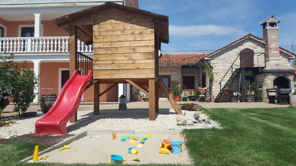 Apartments Sorgo Novigrad Istria Exteriér fotografie